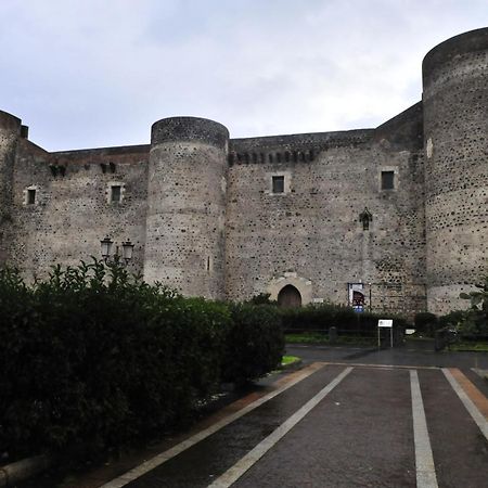 Terrazza Sul Castello Ursino By Wonderful Italy Apartment คาตาเนีย ภายนอก รูปภาพ